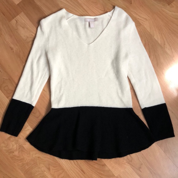 Banana Republic cream and black peplum sweater top - Picture 2 of 4